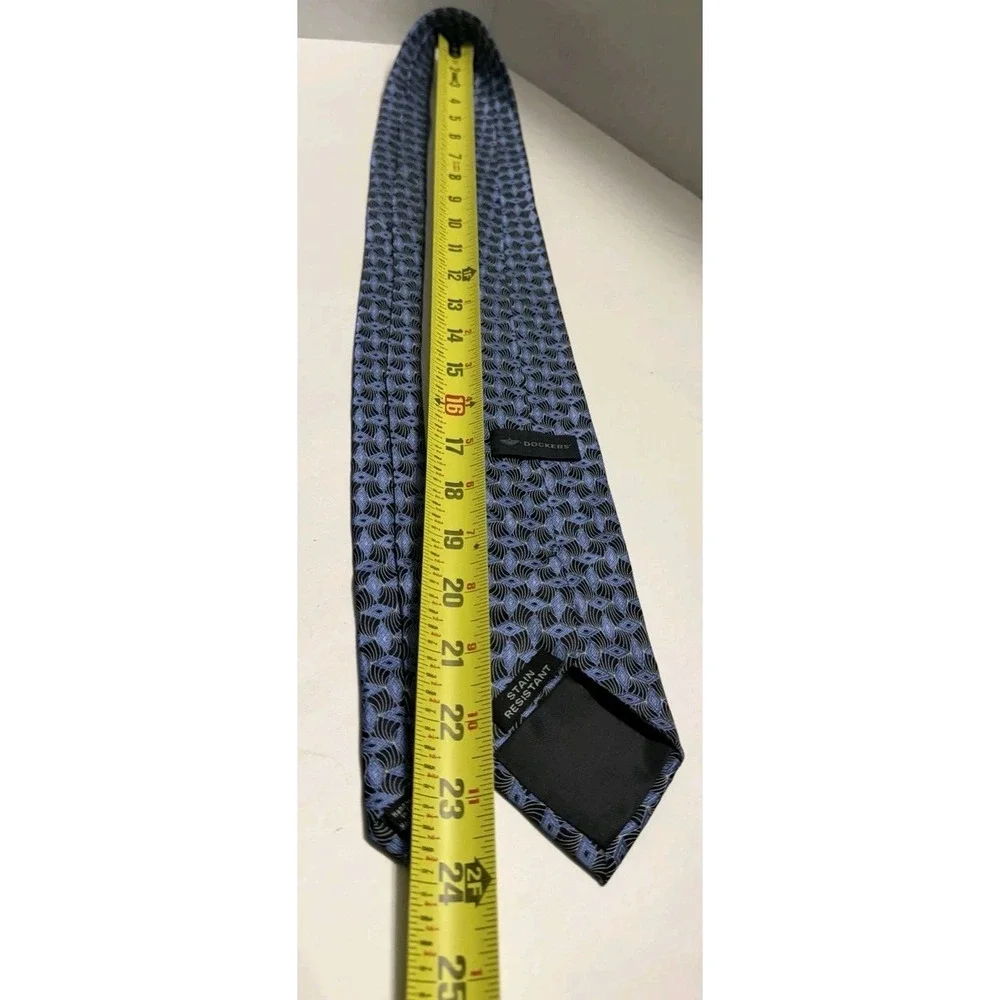 Dockers Mens Silk Tie Blue Black Geometric Diamond Stain Resistant Hand Made